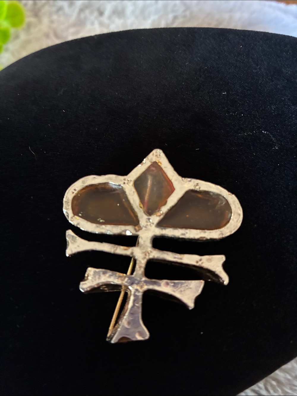 Artisan Gold Abstract Brooch — Handmade Design with Resin Inlay